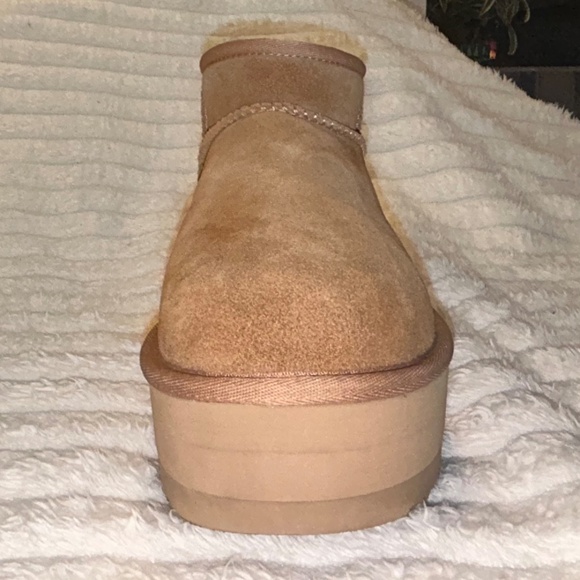 tan Ugg platforms never worn size woman's 10 - Picture 10 of 12